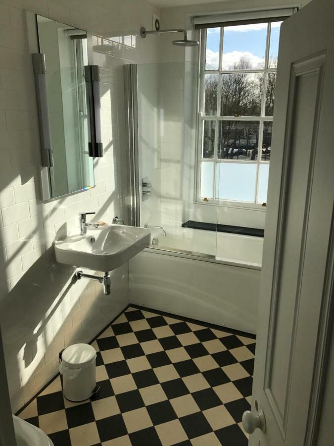 Camden Town House Hotel London Bagian luar foto